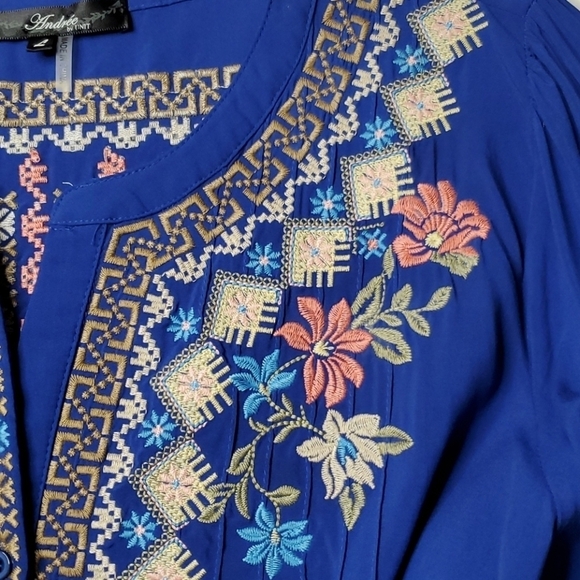 Andree by Unit Embroidered yoke Tunic Large - Picture 3 of 4